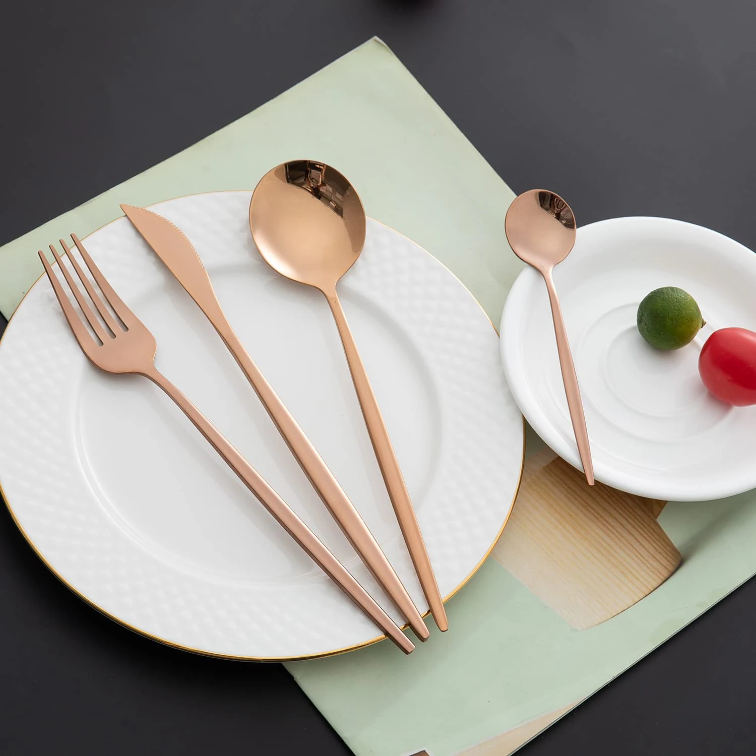 HK CT 24P RGL sleek Pic5